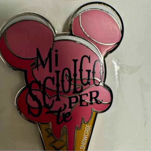 NWT. Disney EPCOT World Showcase 2021 Italy Ice Cream Cone Spumoni. - Picture 3 of 7